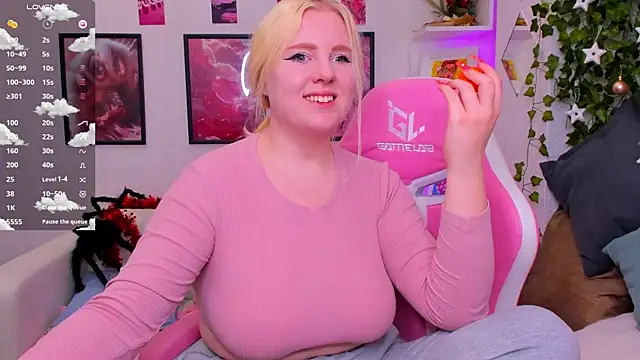 art_lovee's cam snapshot