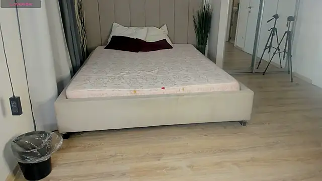 LouieEvans's cam snapshot