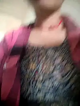 CUTGIRL76's cam snapshot