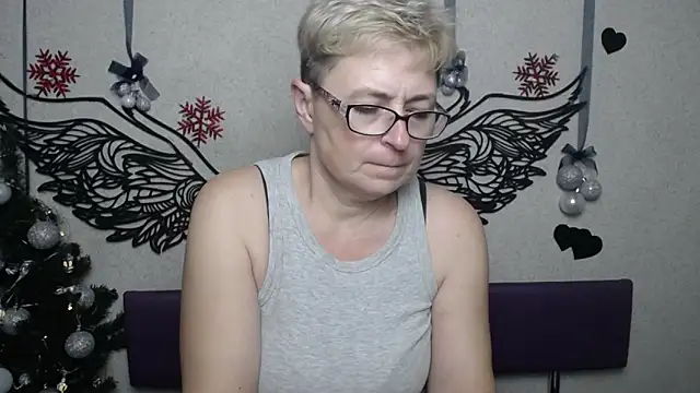 EmiliaGree's cam snapshot