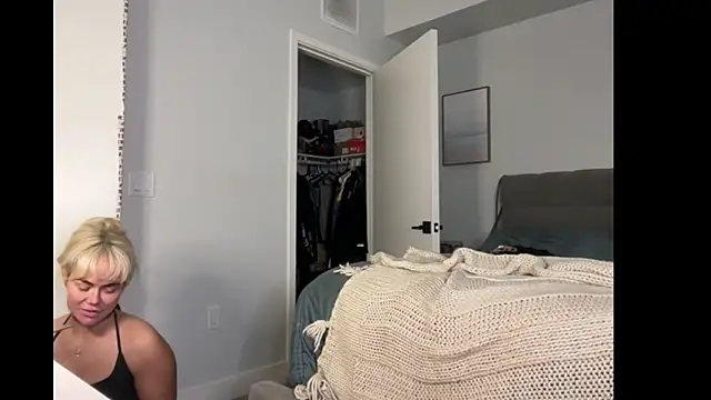 ElenaErickson's cam snapshot