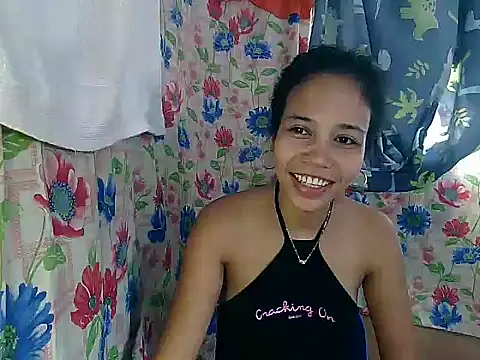 PinaySkinnyGirl's cam snapshot