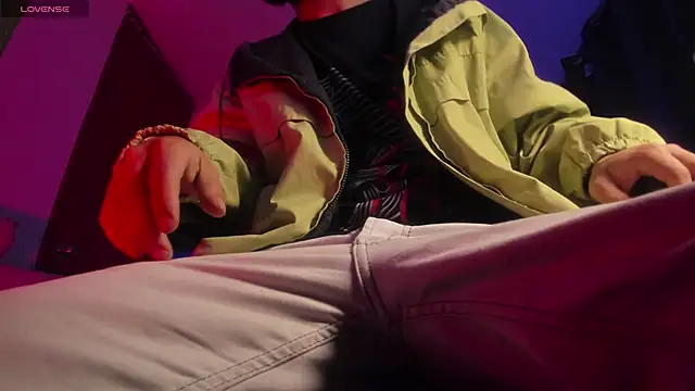 s_sven03's cam snapshot