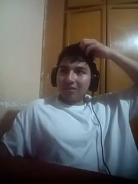 LoganFinds live sex cam