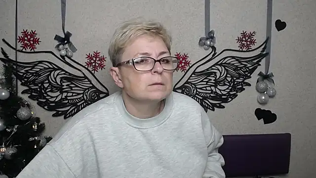 EmiliaGree's cam snapshot