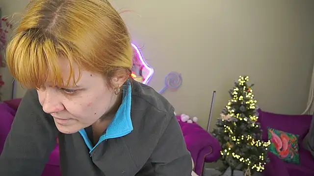 BellaLaPetit's cam snapshot