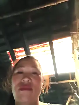 Y-eahi's cam snapshot