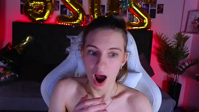 kaleriyaa_'s cam snapshot