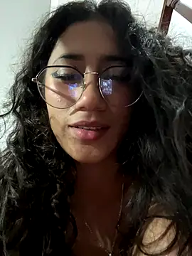 KaitlynLoveCam live sex cam