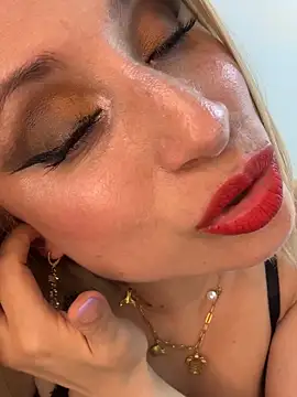 Adeline_1 live sex cam