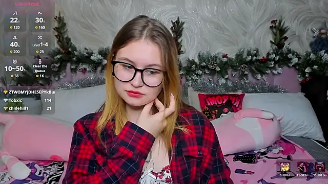 MilanaXHoney's cam snapshot