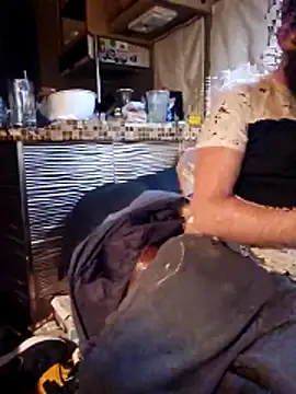 StruggleSnuggles live sex cam