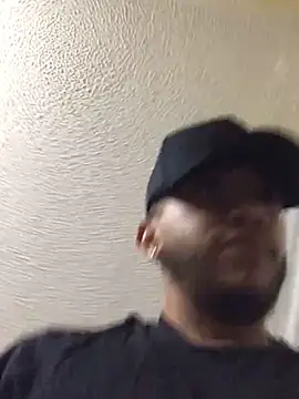 kmilo2405 live sex cam