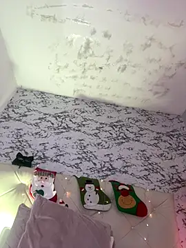 Lili__taylor's cam snapshot