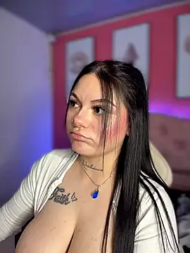 Megaan__More's cam snapshot