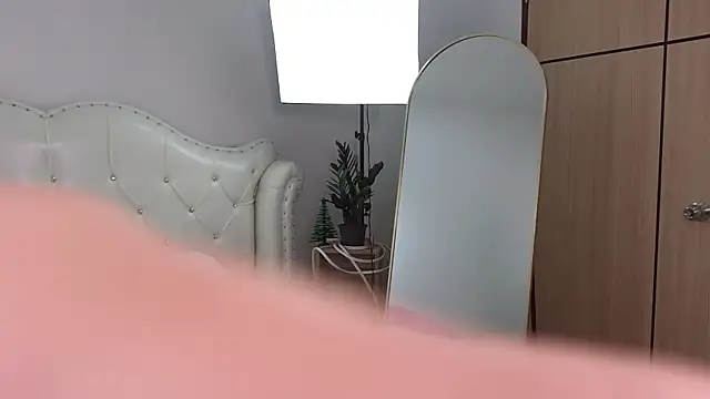 iwantbee's cam snapshot