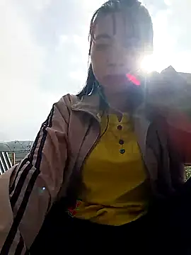 emaame68's cam snapshot