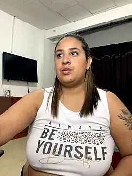 KathyHardcore69's cam snapshot