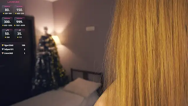 EsmaCarll's cam snapshot