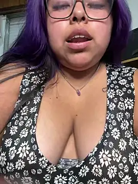 Lunarebelde's cam snapshot