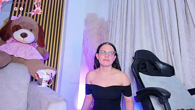 alejagarcia_'s cam snapshot