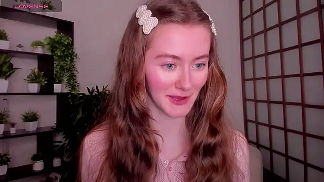 KateCuddle's cam snapshot