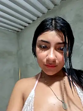 Sweed-virgin-pussy live sex cam
