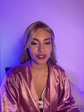 nani_rosse_of's cam snapshot