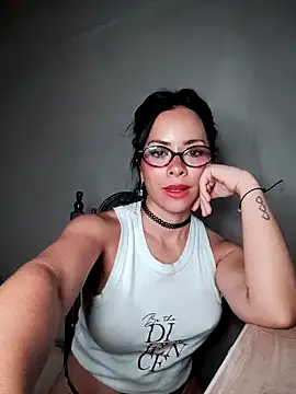 BabySuggarx's cam snapshot