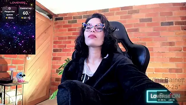 paulinabarnett-'s cam snapshot