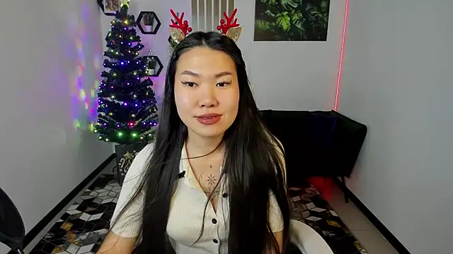 LunaPurrr's cam snapshot