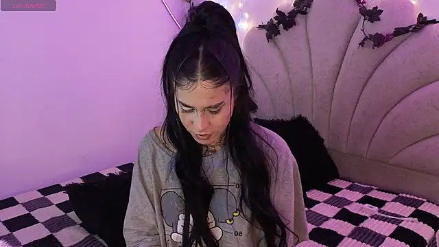 AnfisaLetyagho's cam snapshot