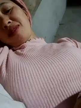 TRIEUTRIEU20's cam snapshot