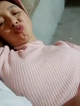 TRIEUTRIEU20's cam snapshot