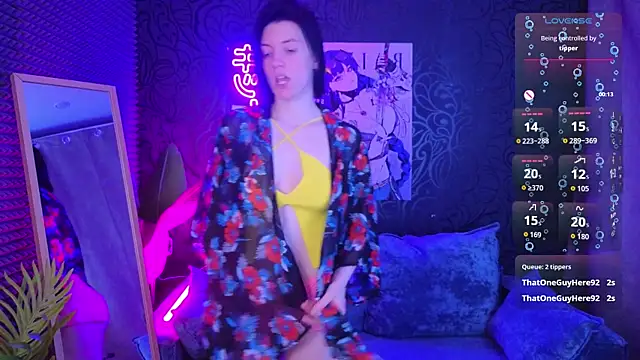 roxy_riot_'s cam snapshot