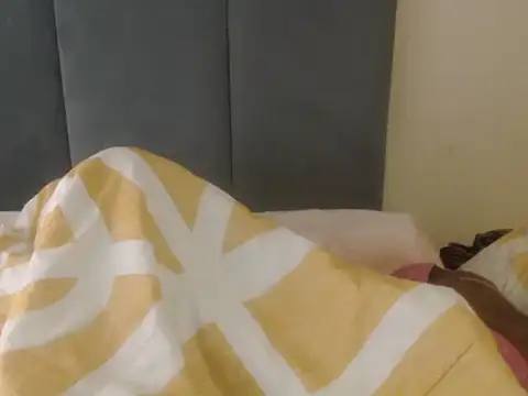 Chocolatebae86's cam snapshot