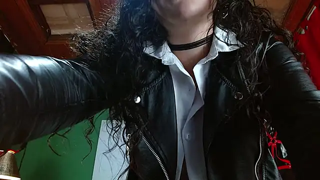 LunaTikka's cam snapshot