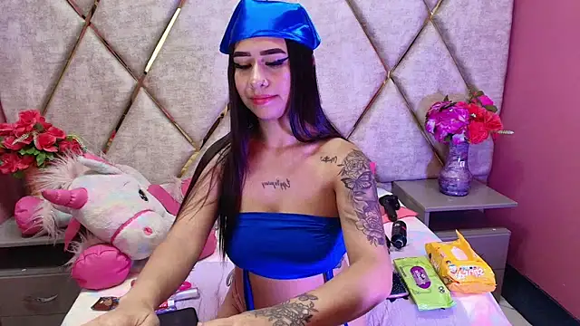 scarletCutee_'s cam snapshot