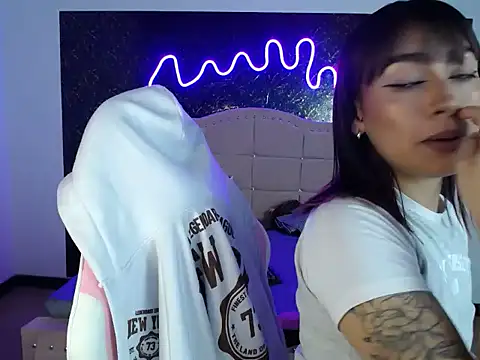 MissCutte_'s cam snapshot