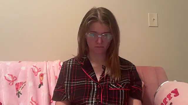 Riley_ray69's cam snapshot