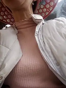 TRIEUTRIEU20's cam snapshot