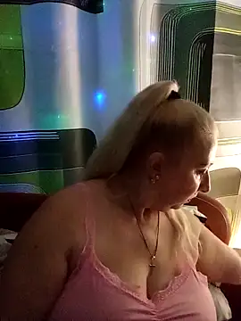 Esenia505's cam snapshot