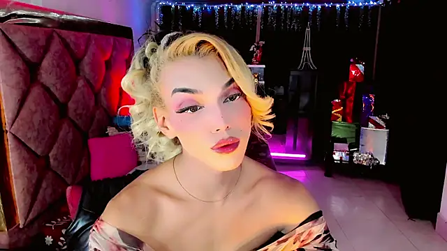 the-horus-girl live sex cam