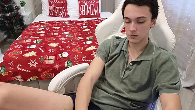 MoonlinSkinn live sex cam