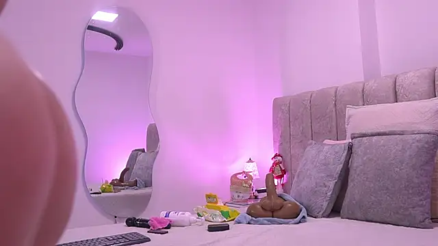 violeta_aroca's cam snapshot