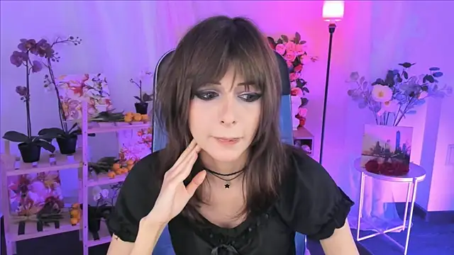 CrystallBloom's cam snapshot