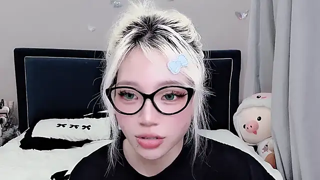 _Gwendolyn_'s cam snapshot