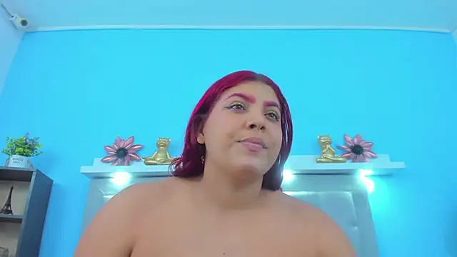 neferet_opal's cam snapshot