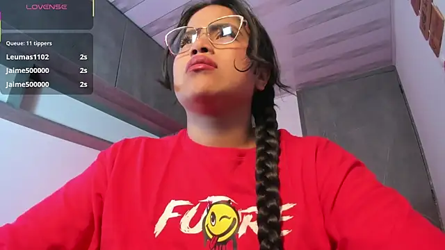 Victoria_b_'s cam snapshot