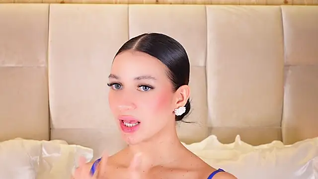 KiraKayleigh1 live sex cam